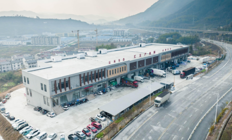 为现代人打造放心餐桌，杨博士深山散养土鸡“飞”向全国各地