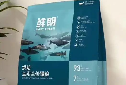 鲜朗猫粮的原料选择非常注重新鲜和天然