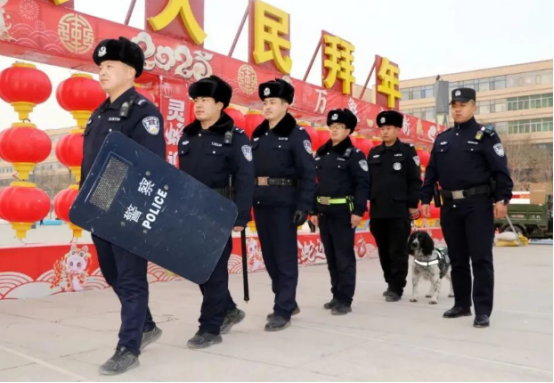 创新“警犬+”模式,助力警务效能提升 创新“警犬+”模式,助力警务效能提升