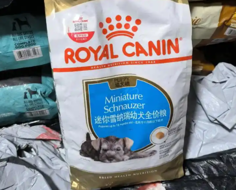 皇家宠用狗粮，狗狗的狗粮狗狗“细糠”