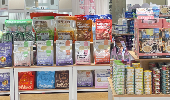 宠物店 “跑路” 现象引发关注,铲屎官需警惕 宠物店 “跑路” 现象引发关注,铲屎官需警惕