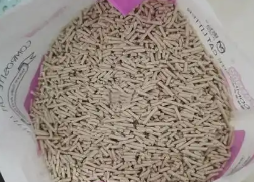 纳学混合猫砂和膨润土猫砂哪个好 纳学混合猫砂和膨润土猫砂哪个好