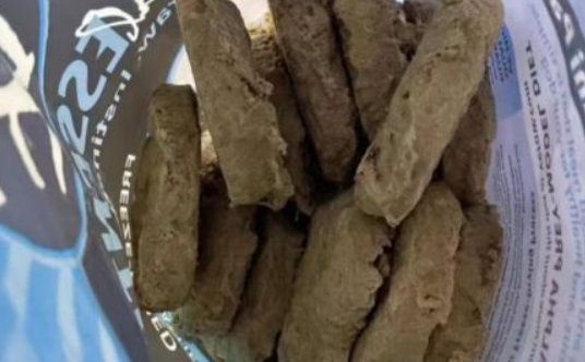 猫咪泪痕重的真相！用纯生王者猫粮来解决