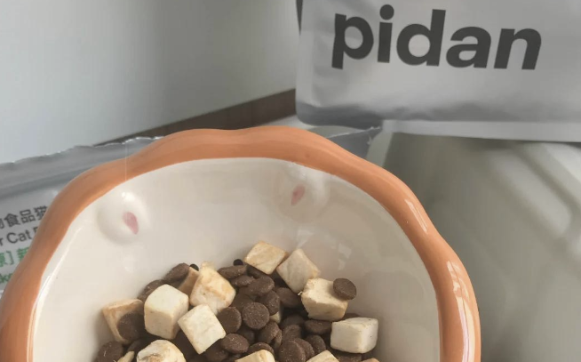 pidan10%冻干猫粮怎么样?营养均衡,猫咪高品质选择 pidan10%冻干猫粮怎么样?营养均衡,猫咪高品质选择
