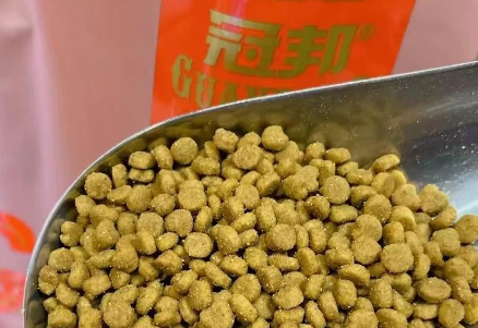 冠邦猫粮配方解析与喂养观察