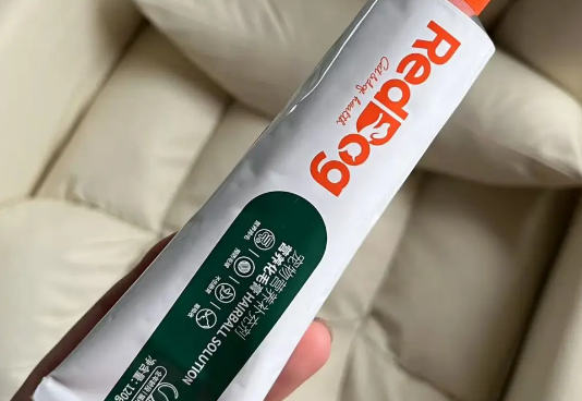 铲屎官必看!红狗化毛膏真的绝 铲屎官必看!红狗化毛膏真的绝