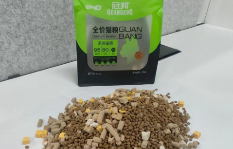 冠邦通用型猫粮成分解析：成猫幼猫营养需求全满足
