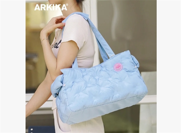 ARKIKA｜波尔卡圆点棉包