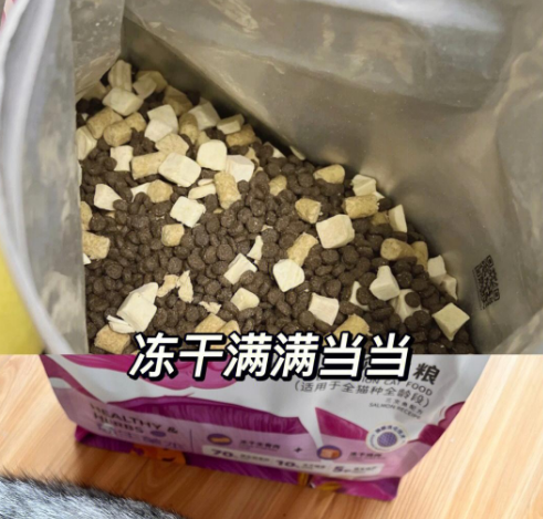 靓贝猫粮：猫咪泌尿健康与美味的双重守护