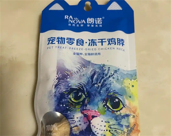 猫咪能吃什么零食?喂对了,对猫有益处! 猫咪能吃什么零食?喂对了,对猫有益处!