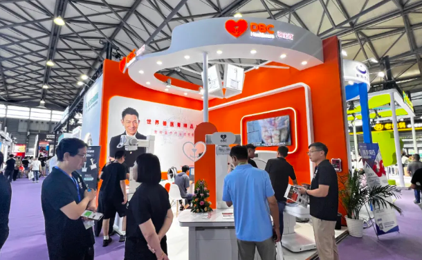 亚宠展现场成交达520万！谛宝诚创新驱动行业发展