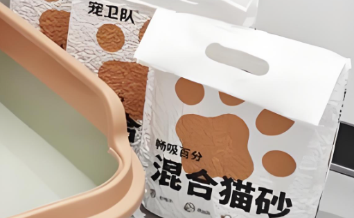 宠卫队猫砂：精准细分的产品矩阵，满足多元养猫需求