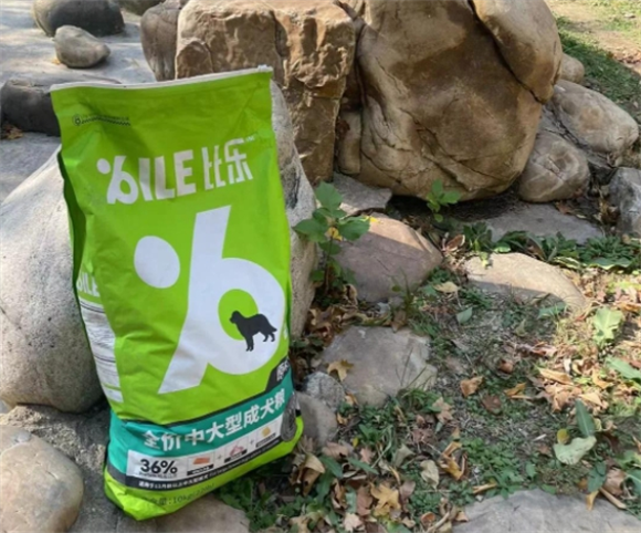 剖析狗粮粗脂肪含量高好还是低好推荐?选粮不再纠结 剖析狗粮粗脂肪含量高好还是低好推荐?选粮不再纠结