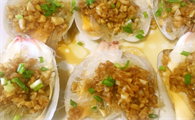 蒜蓉粉丝蒸象拔蚌