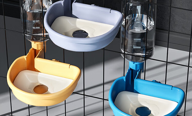 让狗狗随时喝到干净水:郦狼狗狗饮水器 让狗狗随时喝到干净水:郦狼狗狗饮水器