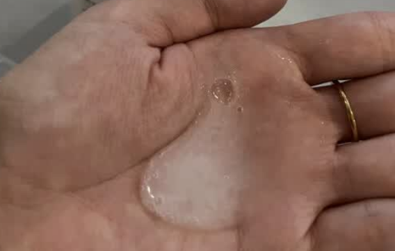 诺凡尔专用沐浴露,呵护雪纳瑞独特肤质! 诺凡尔专用沐浴露,呵护雪纳瑞独特肤质!
