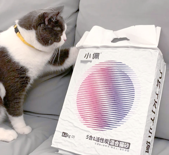 智能猫砂盆用什么猫砂好？实测小佩智能猫砂盆专用猫砂的除臭与适配表现