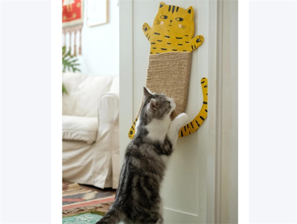 猫抓板上面需不需要撒猫薄荷啊