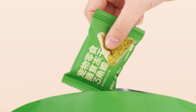 小狗吃什么零食好呢?派膳师膳食冻干三角脆狗狗超爱! 小狗吃什么零食好呢?派膳师膳食冻干三角脆狗狗超爱!