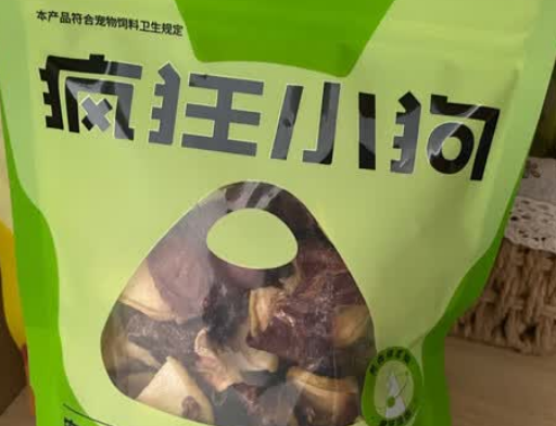 养狗人看过来，幼犬奖励零食用什么品牌的好？疯狂小狗闭眼入！