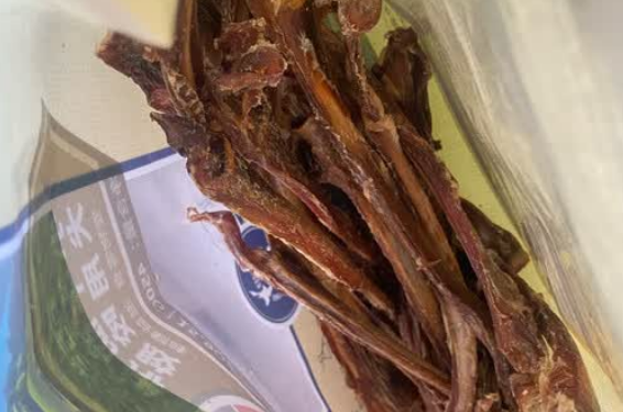 博美犬吃什么品牌零食?滋益巅峰风干小牛肋狗子超爱! 博美犬吃什么品牌零食?滋益巅峰风干小牛肋狗子超爱!