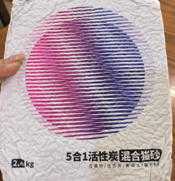 平价猫砂推荐:小佩五合一混合砂,平价之选中的全能选手 平价猫砂推荐:小佩五合一混合砂,平价之选中的全能选手