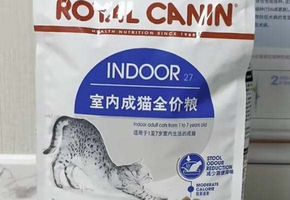 成猫粮推荐:皇家室内成猫全价粮,精准营养守护喵星人的健康生活 成猫粮推荐:皇家室内成猫全价粮,精准营养守护喵星人的健康生活