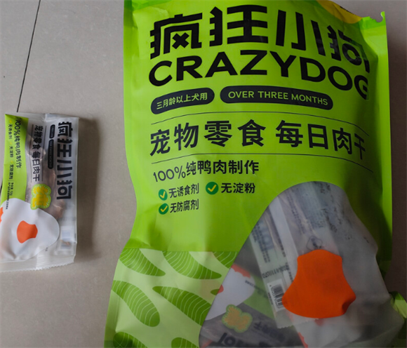 哪个牌子狗零食好？疯狂小狗鸭肉干，让它在咀嚼间收获快乐