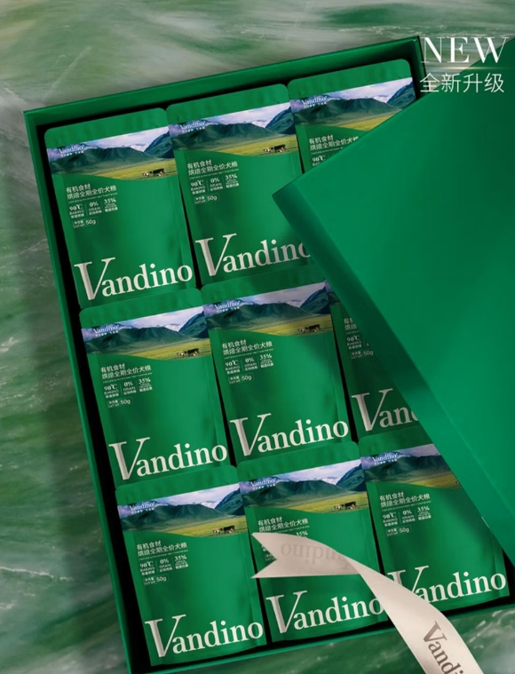 适合金毛的狗粮推荐品牌——万迪诺，有机更健康！