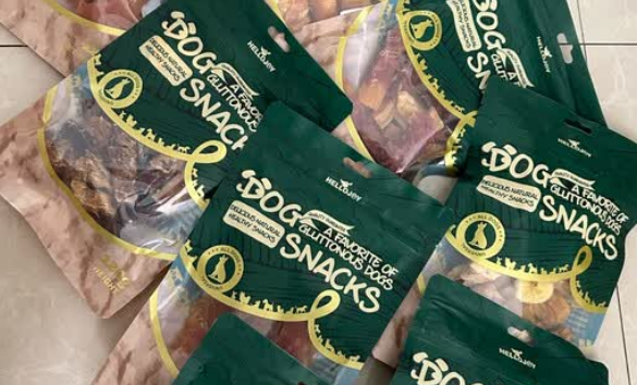 适合两个月幼犬的零食,HELLOJOY鸡鸭肉干,磨牙营养两不误! 适合两个月幼犬的零食,HELLOJOY鸡鸭肉干,磨牙营养两不误!