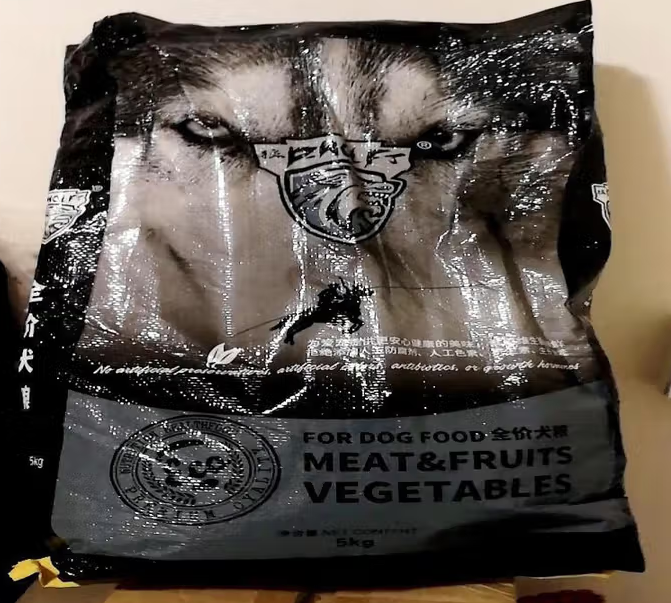 瑞诺狼丁狗粮，满足狗狗的肉食天性