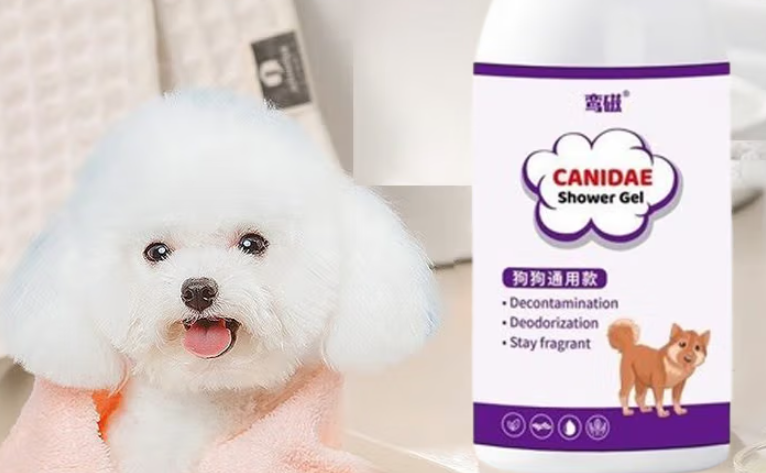 户外无忧：鸾磁驱虫沐浴露守护宠物健康