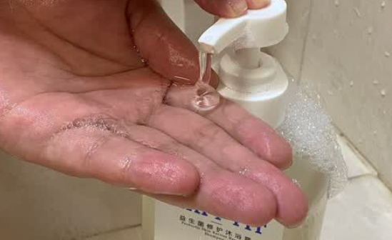 它欢狗狗沐浴露:温和清洁与专业护理的完美结合 它欢狗狗沐浴露:温和清洁与专业护理的完美结合