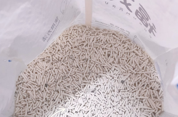 什么样的猫砂才是好猫砂？福丸栀子白猫砂兼顾环保与健康