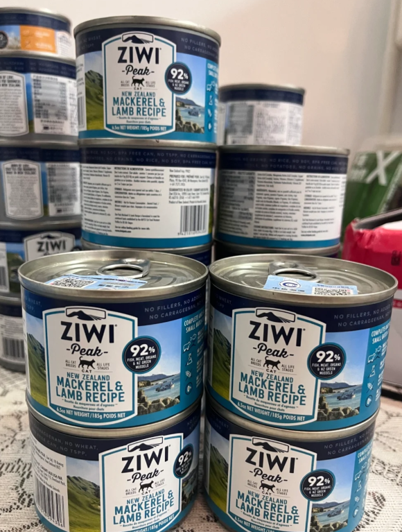 猫咪零食罐头哪个牌子好?Ziwi巅峰92%高肉含量+新西兰“人食级”标准,让挑食猫疯狂舔盘! 猫咪零食罐头哪个牌子好?Ziwi巅峰92%高肉含量+新西兰“人食级”标准,让挑食猫疯狂舔盘!