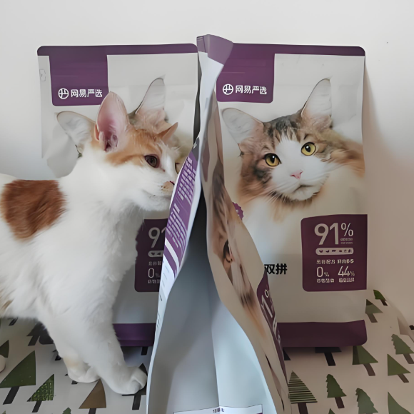 粗蛋白高的猫粮好吗?网易严选高蛋白配方实测,宠物主必看! 粗蛋白高的猫粮好吗?网易严选高蛋白配方实测,宠物主必看!