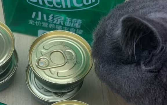 猫咪罐头品牌推荐红狗小绿罐,专治挑食猫咪! 猫咪罐头品牌推荐红狗小绿罐,专治挑食猫咪!