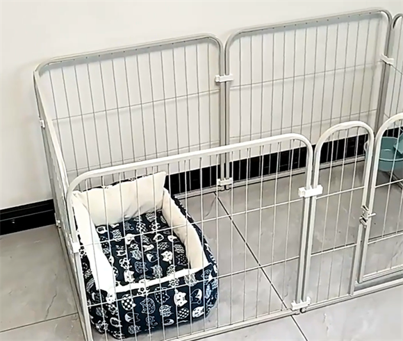 铂呐苓狗狗围栏怎么安装