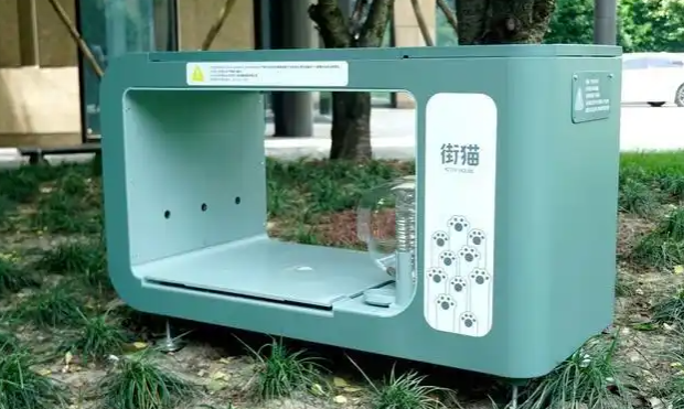 上海宝山一小区猫屋惊现猫尸残骸！运营方称正配合警方调查！