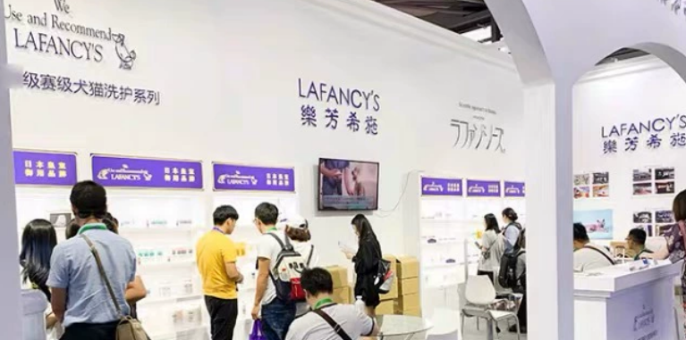 宠物沐浴露品牌推荐乐芳希施,绵密泡沫间,洗出蓬松柔亮 宠物沐浴露品牌推荐乐芳希施,绵密泡沫间,洗出蓬松柔亮