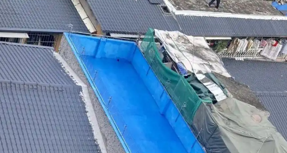 龙华一地被曝深夜狗吠声扰民,官方:无证犬已依法收容 龙华一地被曝深夜狗吠声扰民,官方:无证犬已依法收容