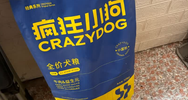 2025狗狗粮什么牌子好？疯狂小狗狗粮兼顾适口与营养值得pick！