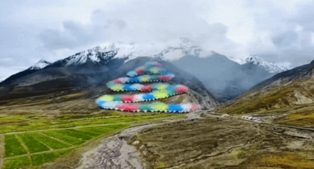 喜马拉雅山烟花秀,“劝退了”真正的户外人!叩问企业经营底线! 喜马拉雅山烟花秀,“劝退了”真正的户外人!叩问企业经营底线!