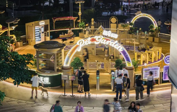 萌宠经济新地标!广州开启人宠共生消费新纪元 萌宠经济新地标!广州开启人宠共生消费新纪元
