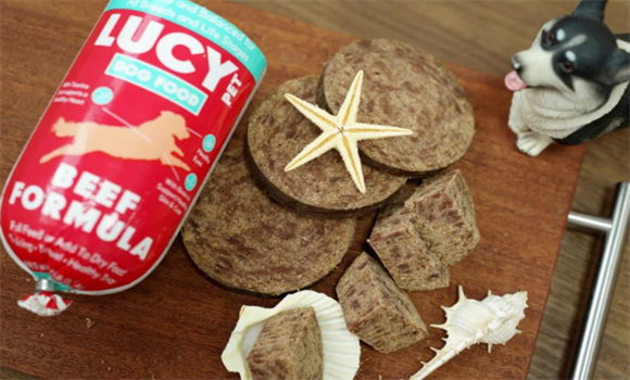 给狗狗选零食，为何LucyPet复活肉肠成优选？