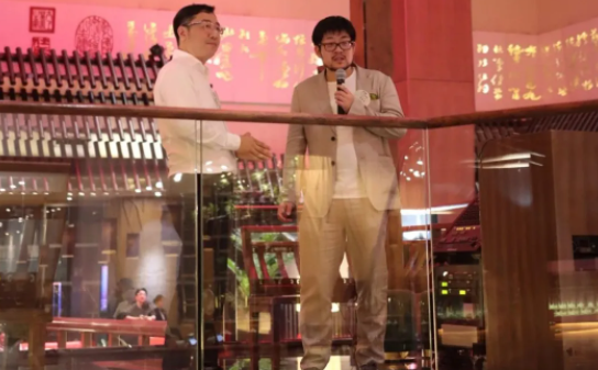 小酌,微醺,奇妙夜!——喜马拉雅酒店宠物营养师漫社交之夜醺然收官 小酌,微醺,奇妙夜!——喜马拉雅酒店宠物营养师漫社交之夜醺然收官