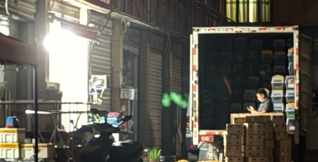 江苏徐州宠物邮寄乱象调查：与普通快递混装运输