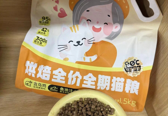 长肉猫粮推荐：桂姨烘焙粮，让猫咪“实心”长肉不虚胖！