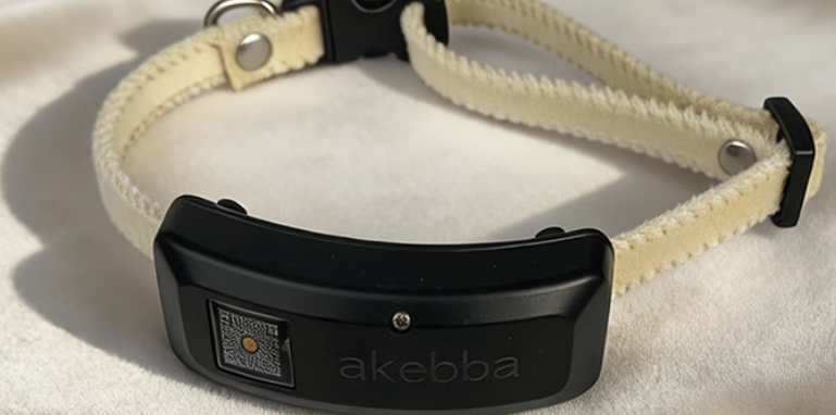 AKEBBA宠物定位器怎么使用 AKEBBA宠物定位器怎么使用