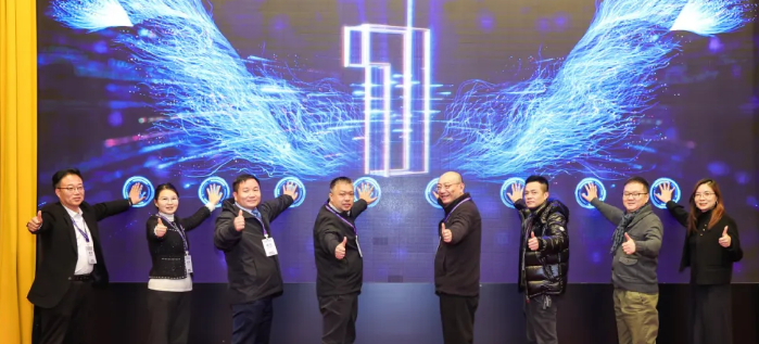 揭牌！优咪宠物科学联合研究院成立